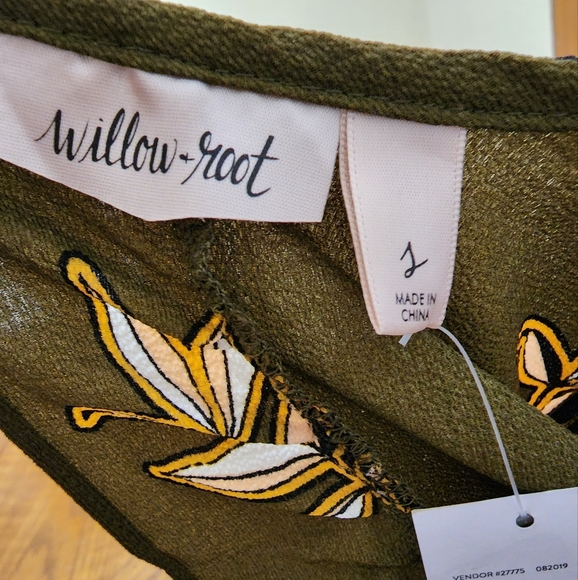 NWT! WILLOW AND ROOT! Olive Green Floral Peplum Top~ Buckle~ Size Small - Picture 10 of 11